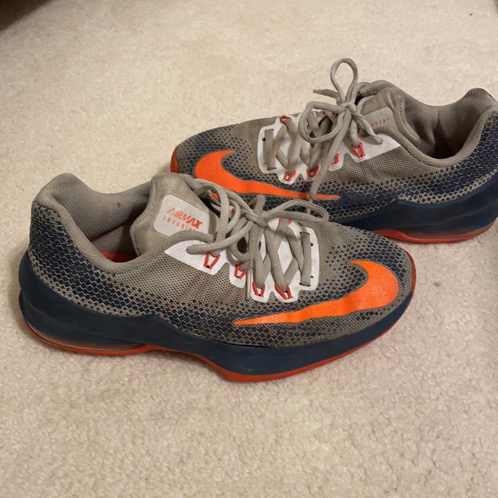 Nike Air max infuriate sneakers